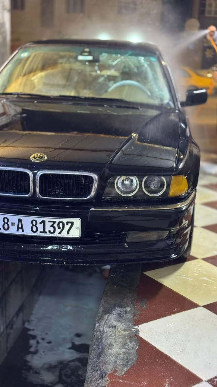 ياالله السلام عليكم
كاسحه E38 موديل 1995 حجم 728 محرك v6 28 رقم دولي بابل سنويه لل 2029 هزه جديده شرط التحويل السيارة بأسمي 
غرفة جديدة لون بيجي
كهربائيات جاهزه تبريد ثلج شرط 

منظومة لايت عدسات وسوارت 

صدر جديد

كير ومحرك شرط 

كشنات كهرباء 

مري كهرباء

سنتر لوك شغال

السياره احلى من الصور 

السعر 60 

السياره مكانها البصرة  

***********
