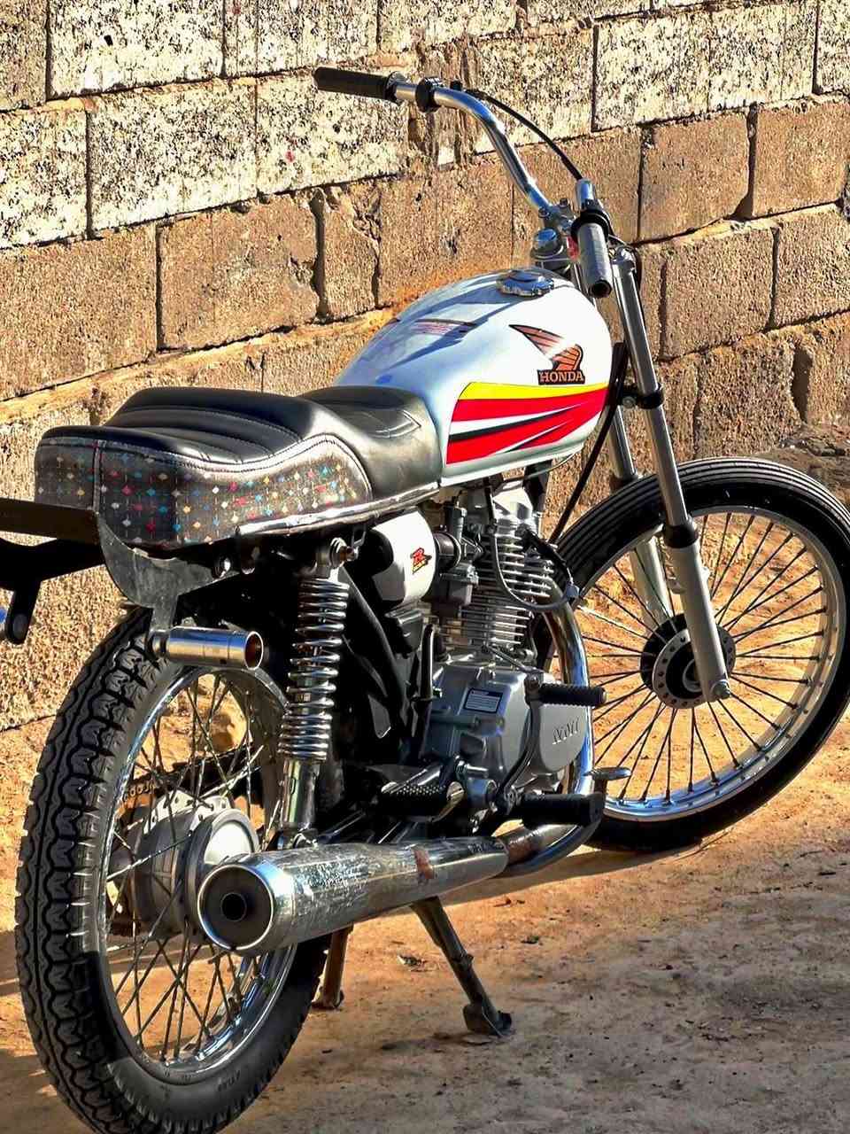 نامه تعمير 25 مكينه 24 مامفتوحه شاصي مكفول اوراق اصولي أريده ب 850 وبيهه مجال


**إذا كنت صاحب هذا الإعلان وتريد حذفه لأي سبب، رجاءا أرسل رسالة إلى الدعم الفني**