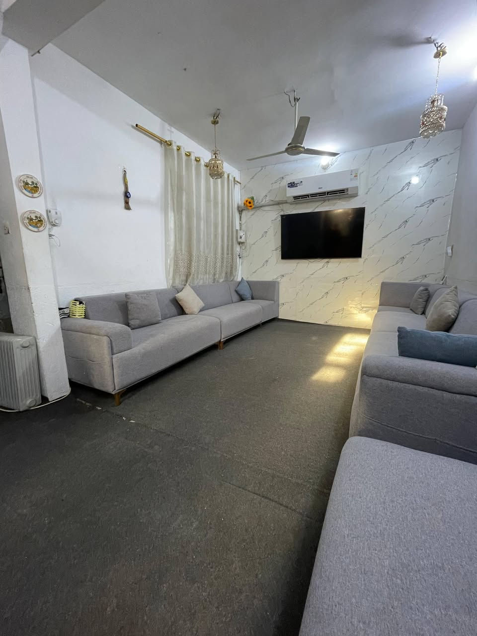 بيت ١٠٠ متر ٥٠ مبنيه طابقين و٥٠ قطعه عنوان  البزل الأول شبانات اكو مقطع توضيحي بعد عن الإمام  سعر ٥٥ مليون  *********** وتساب
