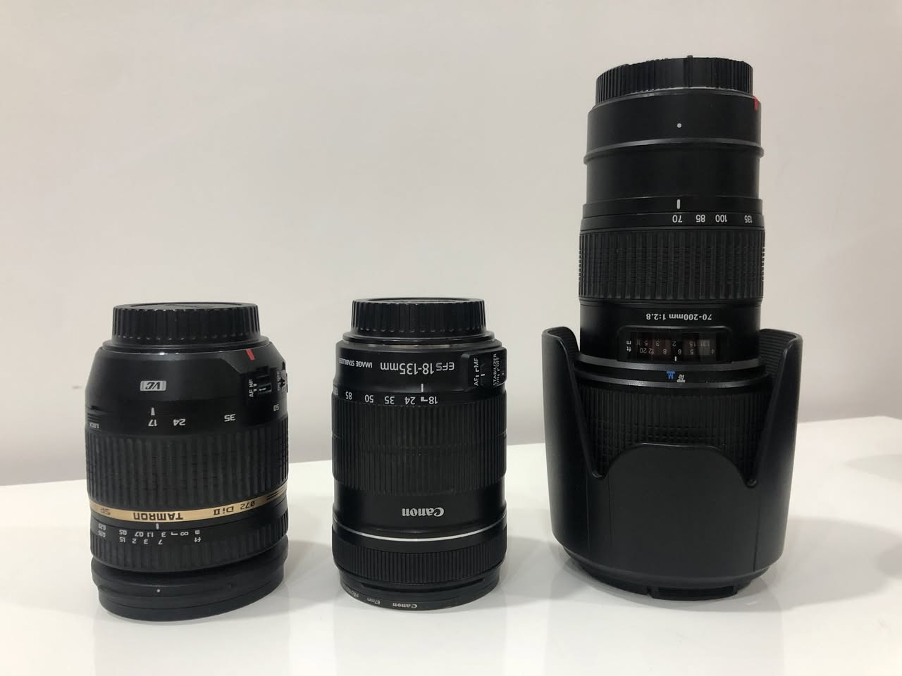 كانون 60D للبيع

 مع عدسات و فلاش و ترانزميتر بلوتوث و  ستاند ثلاثي للكامرا و ستاندات 3 للفلاش

الكامرا و ملحقاتها مشتريها من هولندا ميديا ماركت  عدا العدسة 18-135 من اربيل - استخدام قليل للهواية.

كامرا 60D  السعر 400,000

عدسة كانون 50MM  السعر 150,000

عدسة كانون 18-135MM السعر  150,000

عدسة Tamron 70-200mm f/2.8 DI  السعر 400,000

عدسة Tamron 17-50mm f/2.8 DI  تحتاج تزييت... السعر 150,000

فلاش Flash canon 580ex ii  السعر 200,000

ترانزميتر speed light transmitter ST-E2  السعر 100,000

جنطة كامرا و ملحقاتها السعر 50,000

حامل فلاش godox flash holder  السعر 25,000

الملحقات: عواكس عدد 3 ما بين كبير و وسط نظيفة جدا و ستاندات فلاش عدد3 و ستاند كامرا ...سعر كل الملحقات 125,000

الكامرا و ملحقاتها موجودة باربيل - للاتصال ***********
