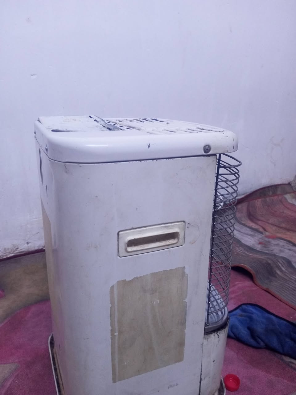 صوبه تلفزيونيه اللبيع خير من الله جديدة الشراي يتصل على هاذء الرقم ما متواجد على الفيس
***********
