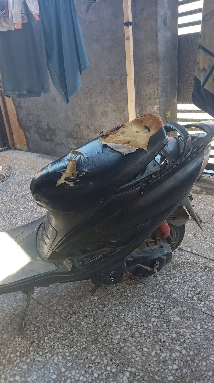 السلام عليكم ماكس ١٤٠ للبيع او مراوس 
دراجه شغاله كلشي مابيه تفاصيل وسعر خاص او اتصل ***********
