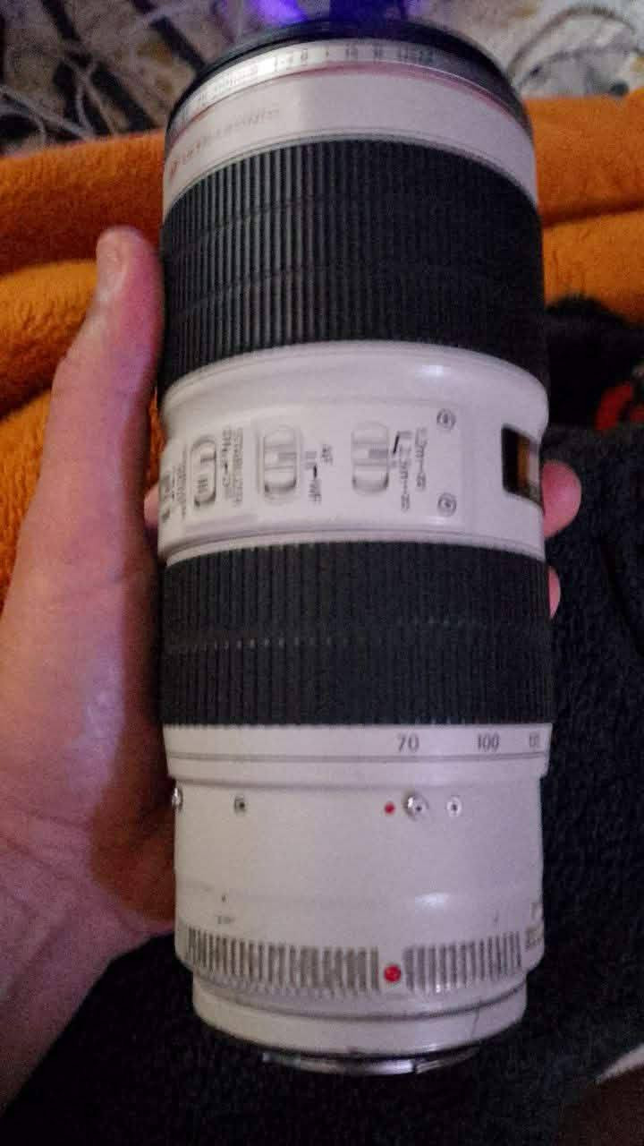 عدسة كانون 70.200
فتحه 2.8   جيل 2   دبل ستبلازر 
بي مشكله الاوتو فوكس  فقط 
سعره 450  او مراوس ب عدسة كانون  
بس كون من بابل ❤


**إذا كنت صاحب هذا الإعلان وتريد حذفه لأي سبب، رجاءا أرسل رسالة إلى الدعم الفني**