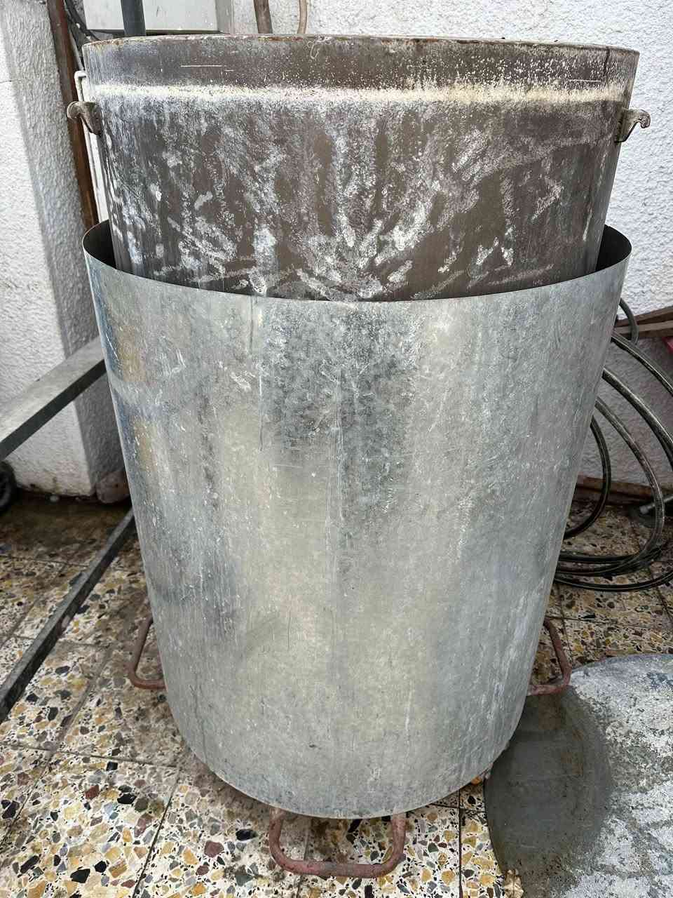 السلام عليكم
جدر مندي مع الونج مالته للبيع المكان شارع فلسطين 
*********** للاستفسار فقط على الاتصال ما أجاوب لا خاص ولا واتس اب
