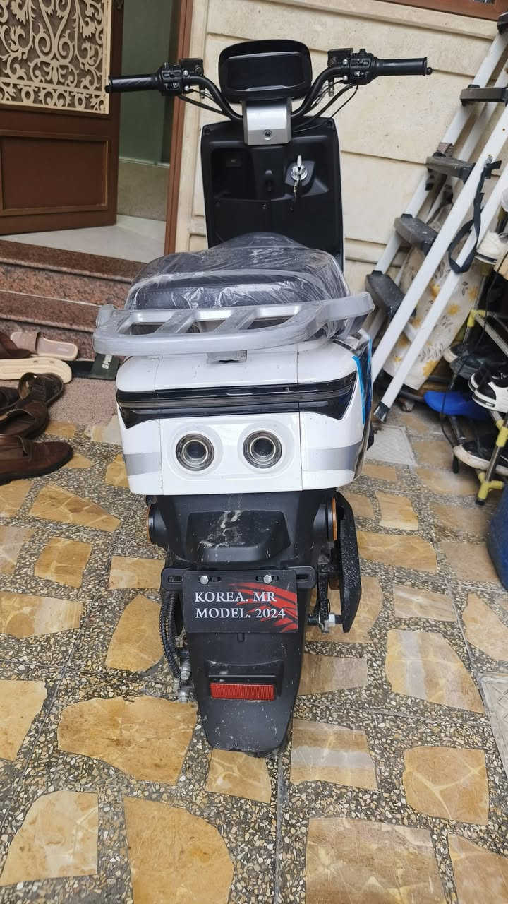 السلام عليكم 
٣١٨ موديل ٢٦
ماطور نضيف مابي اي عيب متوازي ع بيعتو
مواصفاتو معروفه 
السعر ٦٣٥
***********
