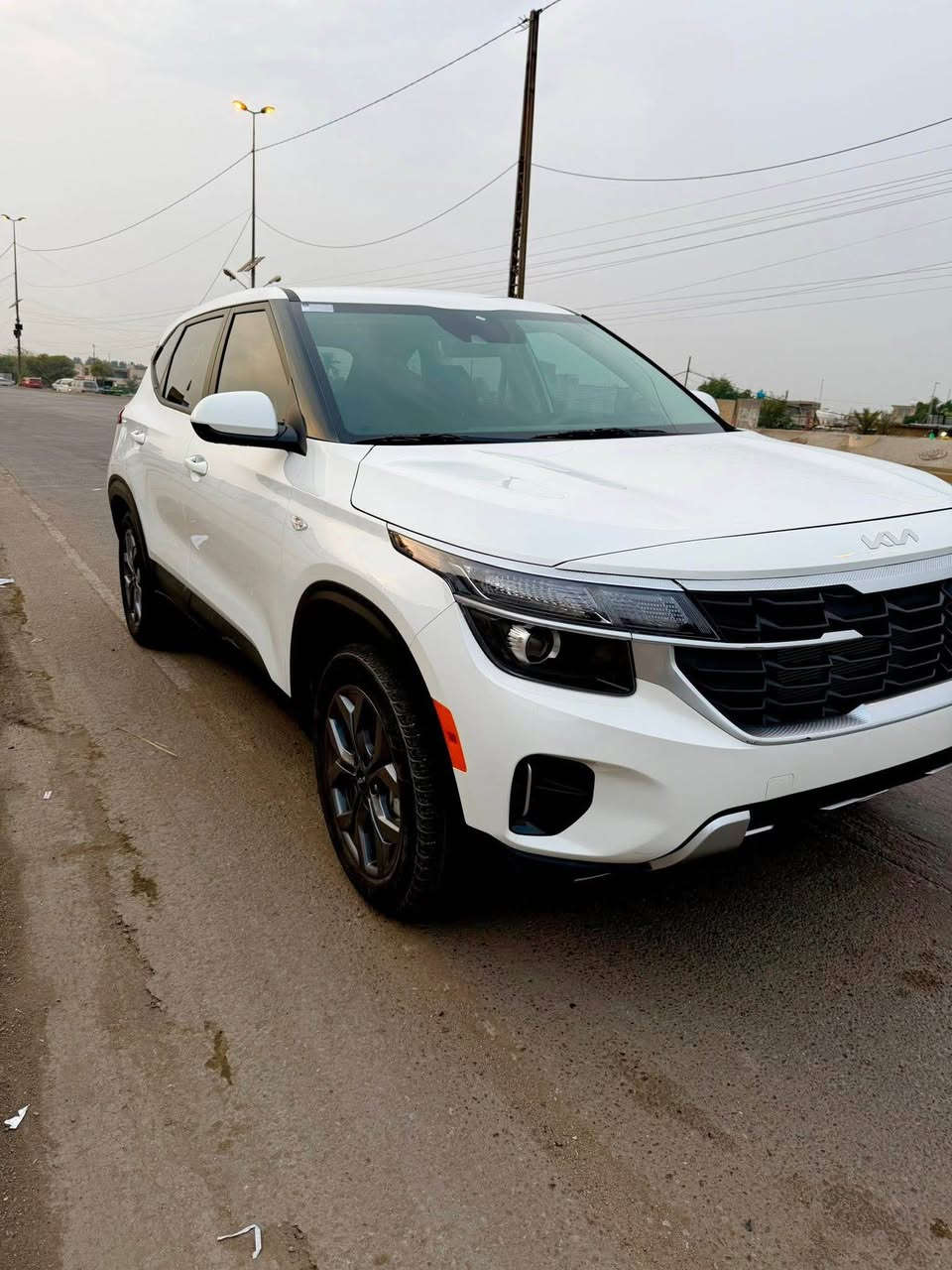 سيلتوس 2024
ماشيه 2000بعدها ع وضع الشركه بدون أرباك تبديل جنطه نفس اللون وجاملغ خلفي صبغ  صور الحادث بالمنشور محرك 2000
دخول جديد 
المكان بغداد السيديه او اليرموك 
السعر 164 بدون ارقام 
تريده مرقه يكلف 15 ورقه
*********** بغداد, العراق
