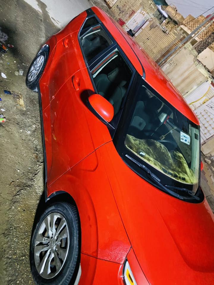 السلام عليكم
كيا سول موديل 2020 

السيارة باسمي المكان العمارة حي العسكري 

ماشيه 63 الف 

نص مواصفات 

حادثها بامريكا سرقة جاملغ 

حادثها بالعراق شخط ستوته بالبابين وشوي من الجاملغ بيهن صبغ  

الشراي يتصل ع الرقم 

***********
