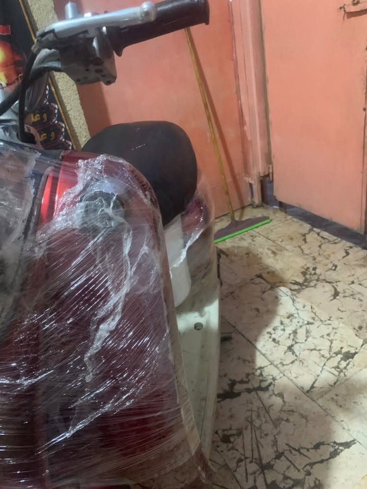 سلام عليكم 
دراجه كلاسيك 
نضيفه كفرات نضيفه مكينه نضيفه 
لا نضوح ولا صوت بلمكينه 
بيه دبل رياضي 

السعر 130 وبيه مجال حك الجيه 
 
 العنوان بغداد البلديات شارع الكاشي 

***********
وتساب
