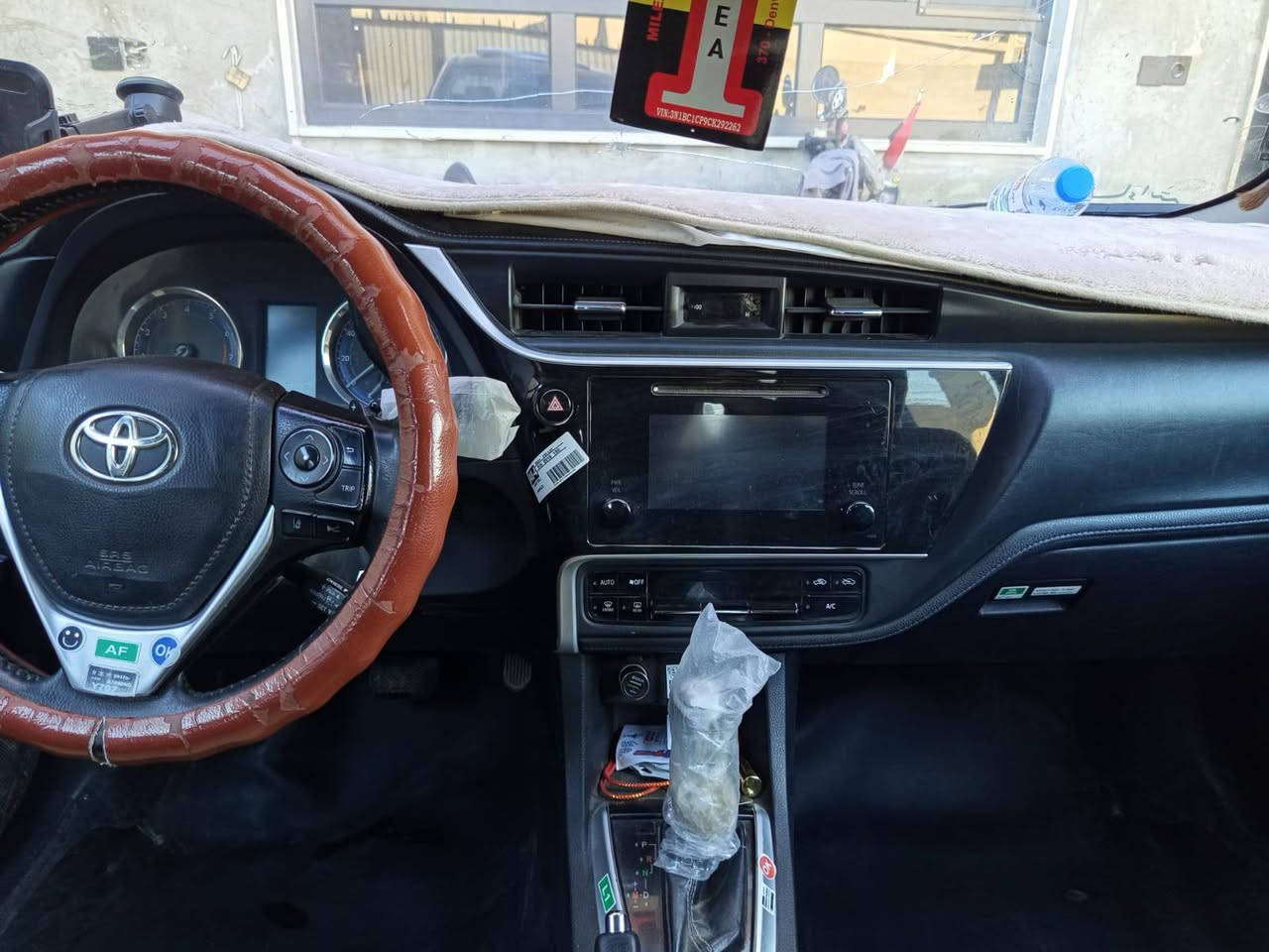 السلام عليكم
كورلا تكسي للبيع 19s بسمي رقم 26 منضومه غاز + دفتر بانزين تبديل جاملق الأيمن فقط الباقي كفاله عامه 
العنوان : كركوك عمل الشعبي 
السعر : 155 بي مجال للطيبين 
الاستفسار الاتصال ع هاذا الرقم : *********** 
رجاءاً الشراي فقط يتصل !
