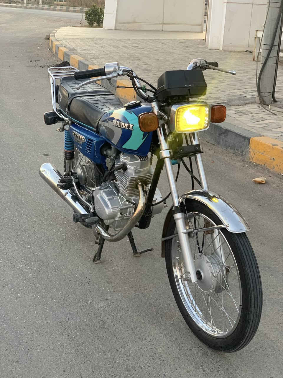 دراجه للبيع رقم وسنويه شاصي 21 والغراض 24 نضيفه سعر (1100)وبيه مجال *********** مكان ناصريه
