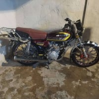 الماطور أيراني موديل 24 كله شغال والسعر 600 وبي مجال والاتصال 07718953...