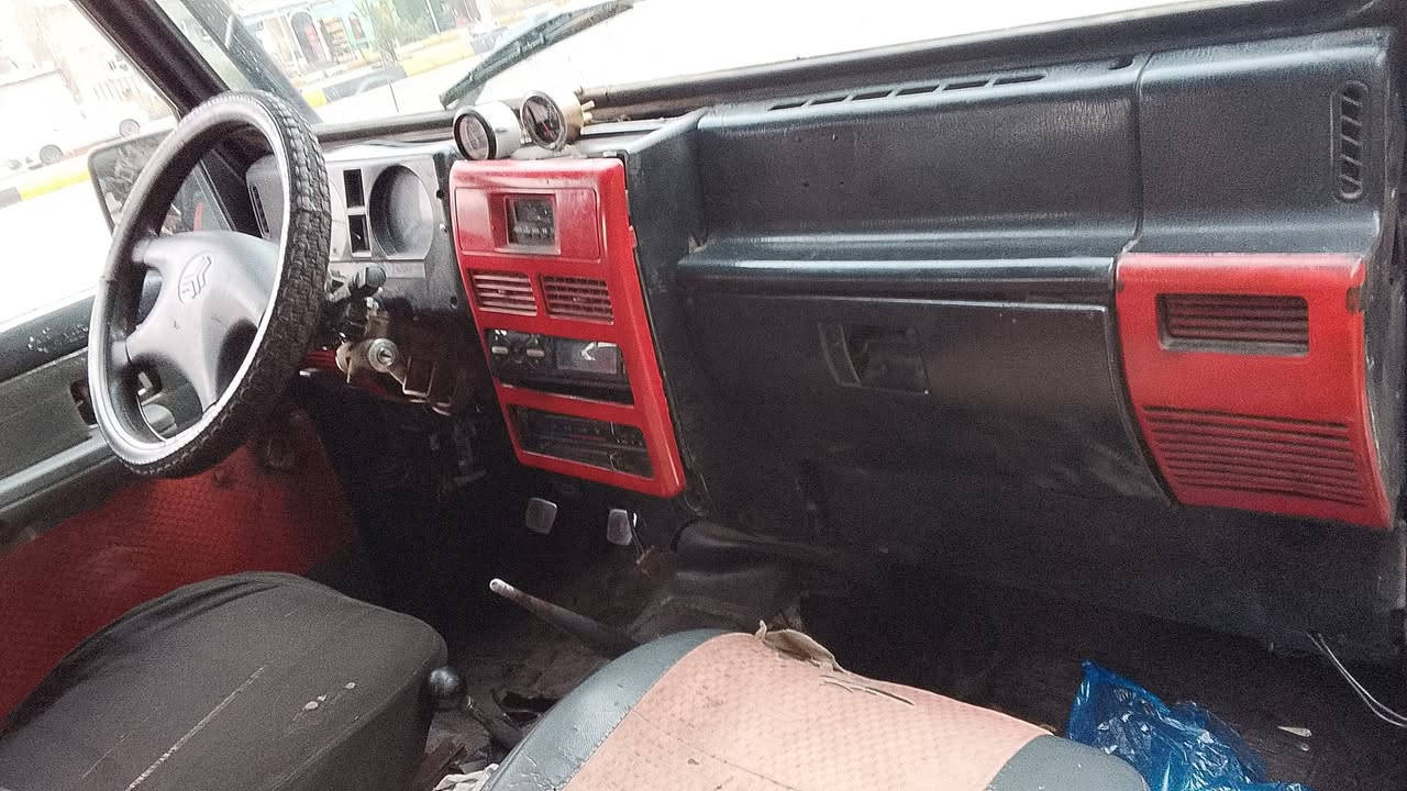 روكستا للبيع السعر 35وبيها  مجال هذة رقمي بي  واتساب ***********
