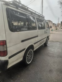 تيوتا هايسا باص موديل اربعه وتسعين السعر 50 هذا رقمي 07736460760