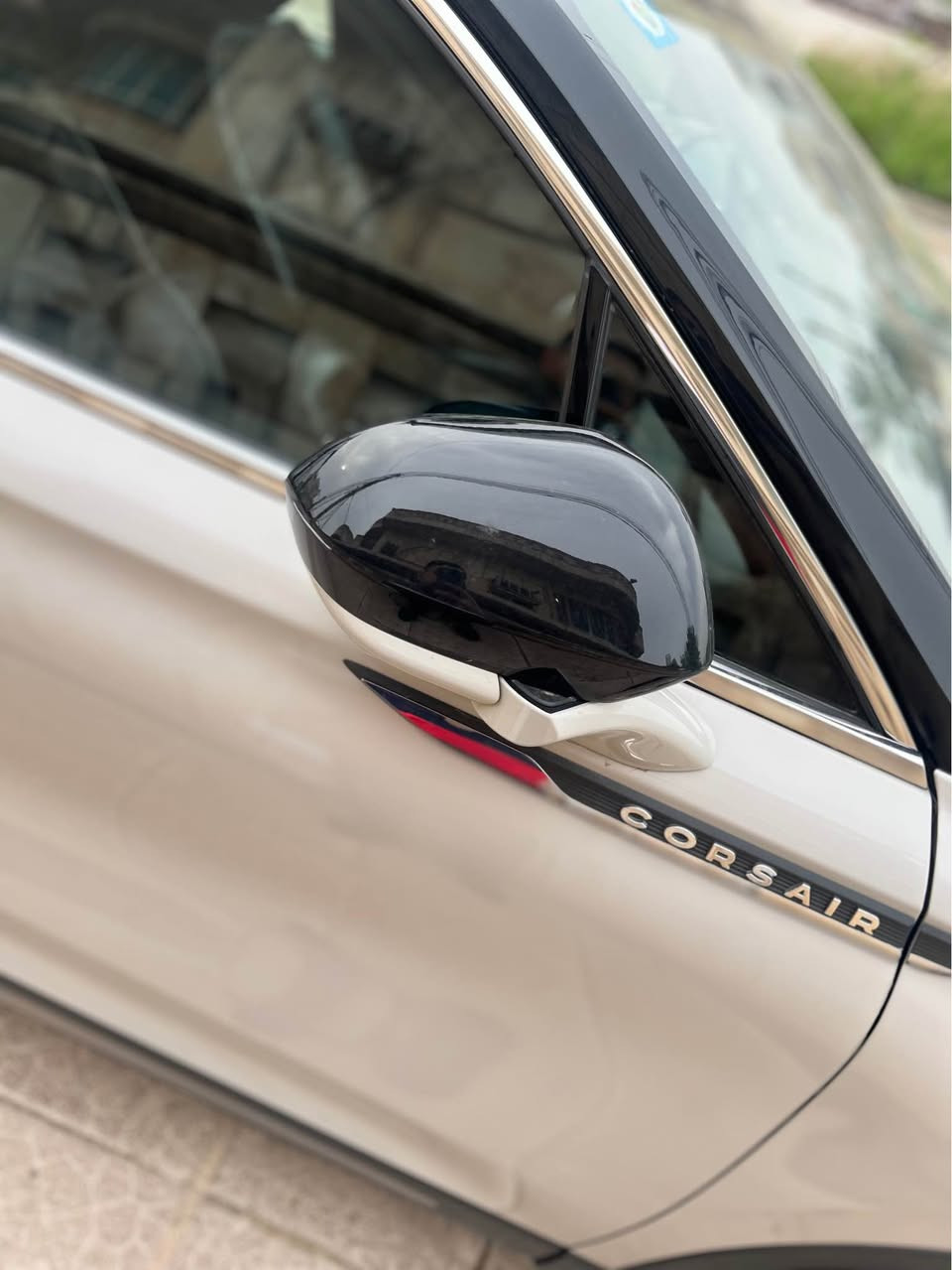 من فورد الفاخرة لنكولن (كورسير)
٢٠٢٢
فول موصفات اعلى فئه 
حادث بنيد فقط يعني حتى دعاميه اصليه بدون دواخل بشرط
*********** بغداد, العراق
