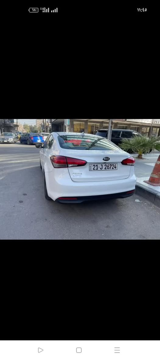 السلام عليكم 
فورتي موديل 2018
وارد كندي والسونار موجود حادث صطحي حافه البنيد فقط وبارد مثل ما موضح بل سونار والباقي كفاله 
مكينه 2000 
كير اي تي  شاشه وكامره بلادي 
الرقم سليمانيه بسمي تحويل ثاني يوم 
الهسه ما صاقطه والسنويه مساقطه 
تحكم ستيرن تدفئه كشنات 
تخم تاير جديد هسه شاده  
صدر خلفي عربانه كامله مبلظ 
دوشمه جاهزه تغليف صندوك مغلف 
السعر 126ورقه 
الرقم ***********
العنوان بغداد سبع قصور
