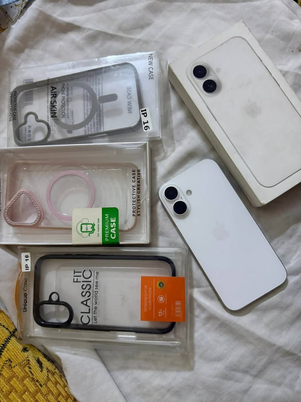 iPhone 16 256 g
iPhone 16
Storage 256
بطاريه 100%
135 شحنه
اول استخدام شهر 11 يعني لسه فضمان أبل
التليفون معاه 3 جرابات غاليين وعليه اسكرين
الفون جديد مفيهوش خدش واحد اكنو لسه خارج من الكرتونه


**إذا كنت صاحب هذا الإعلان وتريد حذفه لأي سبب، رجاءا أرسل رسالة إلى الدعم الفني**