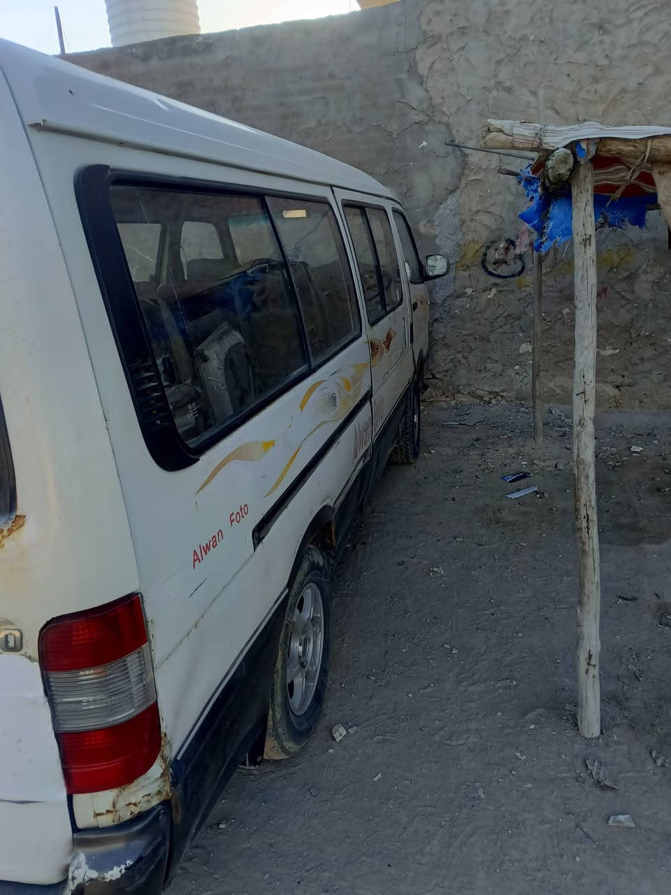 سلام عليكم فتون الوان البيع موصليه مكينه وكير ونجي مكفولات *********** السعر 32 وبيهه مجال
