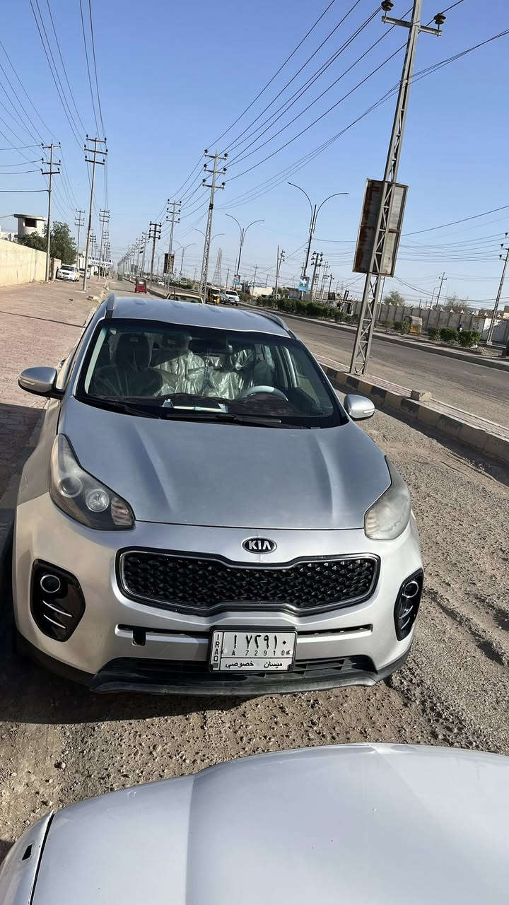 خليجي 

محرك 4 سلندر دوش 2000

مبدل بنيد وجاملغ في الكويت حادث بسيط  جدا في الجاملغ الايمن 

ماشيه 130000

السعر 170$

 ميسان

التواصل واتساب ***********
