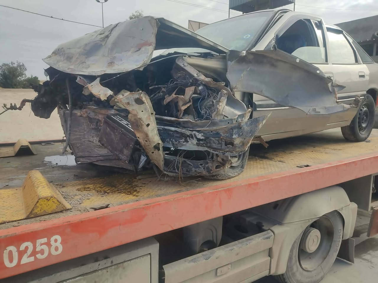 السلام عليكم...  مكلف بالنشر
فكترا للبيع موديل 91  محرك 20
شرط التحويل كير محرك مابيهن شي بيها بطاقة بانزين سنويه شهر 7  2026
حادثها ابين بالصوره
السعر 17 ورقه مكاني كركوك قضاء داقوق
للاستفسار أكثر الاتصال على ***********
