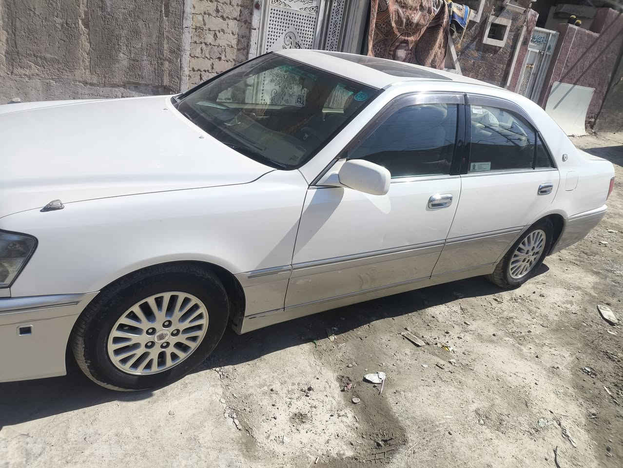 سلام عليكم ملكه رقم بغداد فقط وكاله السياره معلايه 2014السياره فول الفول 4 دكم فتحه مكفوله داخل جلد تحوير نجف فوك وجوه دشبول محمد جصصاص هسه شاده تبريد ثلج  السعر 120 وبيها مجال العنوان بغداد ***********
