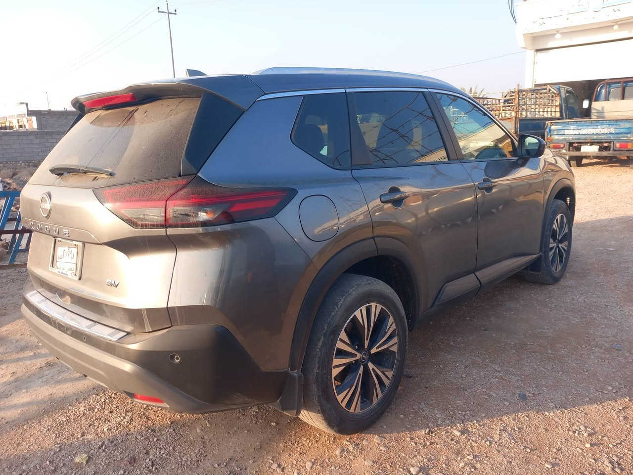 السلام عليكم اخوان سياره البيع نيسان روج فول مواصفات موديل 2023 منفيس تسجل محافضات ماشيه 30 الف سعر 145 وبيهه مجال عنوان الانبار القائم ***********
