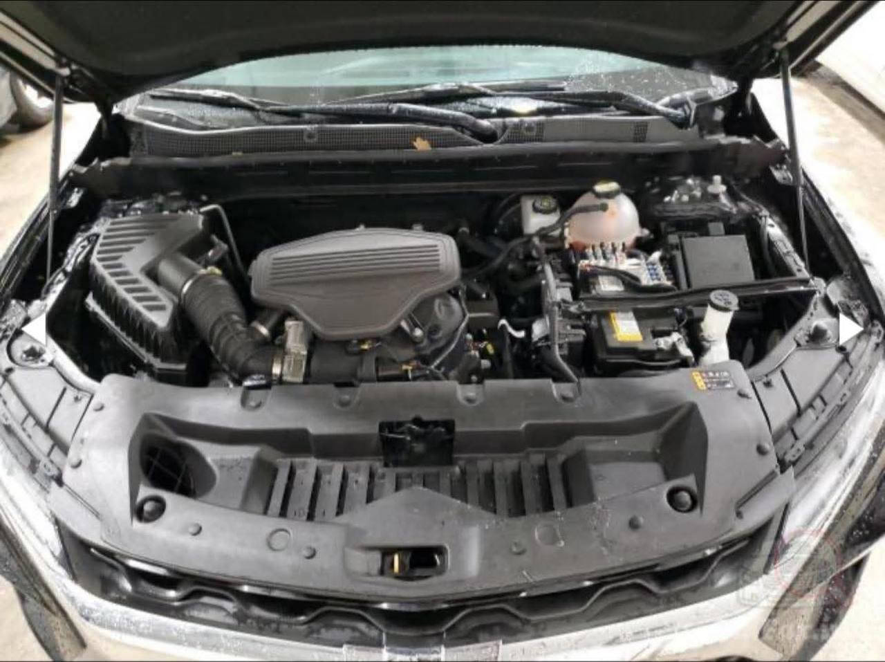 شيفرولية بليزر فئة 3LT موديل 2023 لون أسود محرك ستة سلندر
#الضرر    :  جوملغ خلفي 
#الموديل :  2023 وعداد المسافة 15 الف ميل حقيقي
#الرقم     : حرة مدفوعة الكمرك وجاهزة للترقيم على اي محافظة حسب رغبة الزبون
المواصفات 
▪️ شيفرولية بلايزر لون اسود
▪️ محرك ستة سلندر ( 3.6L )
▪️ بصمة باب وبصمة تشغيل وتشغيل عن بعد 
▪️ طقم ويل حجم 18 مع طقم تاير جديد 
▪️حساس خلفي
▪️رادار جانبي 
▪️رادار امامي مانع تصادم
▪️حساسات ورادارات الانحراف عن المسار
▪️ غرفة السيارة جلد اسودّ اصل 
▪️ تحكم كهربائي لكشن السائق
▪️ شاشة دشبول كبيرة لمجموعة من الايعازات 
▪️جنطة كهرباء
▪️تدفئة  تبريد لكشنات المقدمة
▪️سستم صوت كامل


**إذا كنت صاحب هذا الإعلان وتريد حذفه لأي سبب، رجاءا أرسل رسالة إلى الدعم الفني**