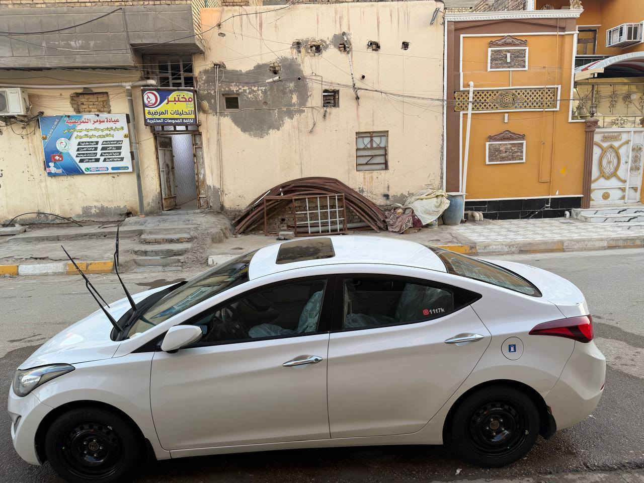 السلام عليكم للبيع الانتر 2015 خليجي محرك 1800دوش فول موصفات قطعتين تبريد ثلج كير مكينه حداديه كفاله تخم تاير ويل دوريه السياره جاهزه للخير بسمي مداور وكاله داخل صاج  السياره جديده استخدام شخصي السعر 127بيه مجال حك الجيه  مكان ناصريه مركز ***********
