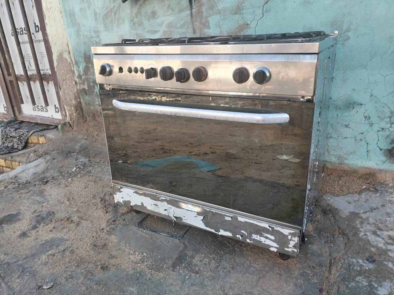 سلام عليكم طباخ فرش مصري البيع 165 وبي مجال الشراي ***********
