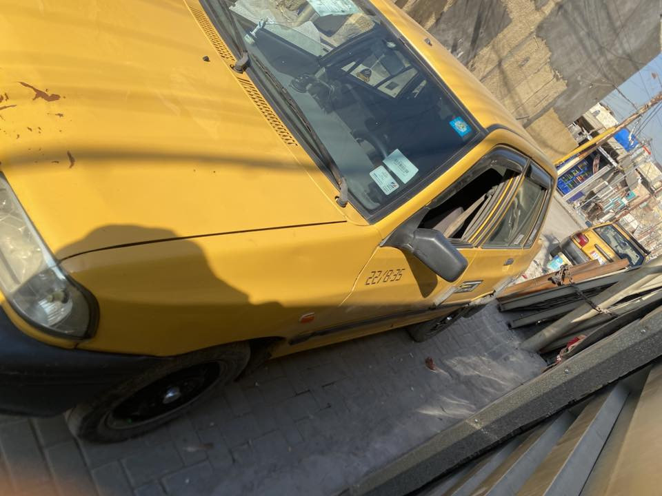 سايبه ٢٠١٣ سياره حلوه شواصيهه نضاف بيهه بارد بل بندي مثل ما موضح بصوره مكينه بيهه تبخير  هيئه وغرامات مصفره تخم تاير جديد صدر امامي جديدي سياره نضيفه سعرهه ٢٦ وبيهه مجال 
مكاني البياع 
***********
