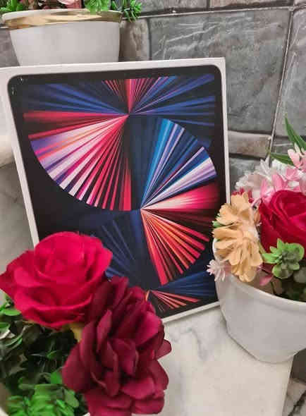 برو حجم الكبير 12.9
ذاكرة 128
بطارية 87
شرق اوسط 
كامل ملحقات 
كل ملحقاته وياه 

فقط بيه خيال قليل بشاشه مايبن بصور 
لامصلح ولا مفتوح شرط الفحص 

السعر 425
مكاني بابل مركز
***********
