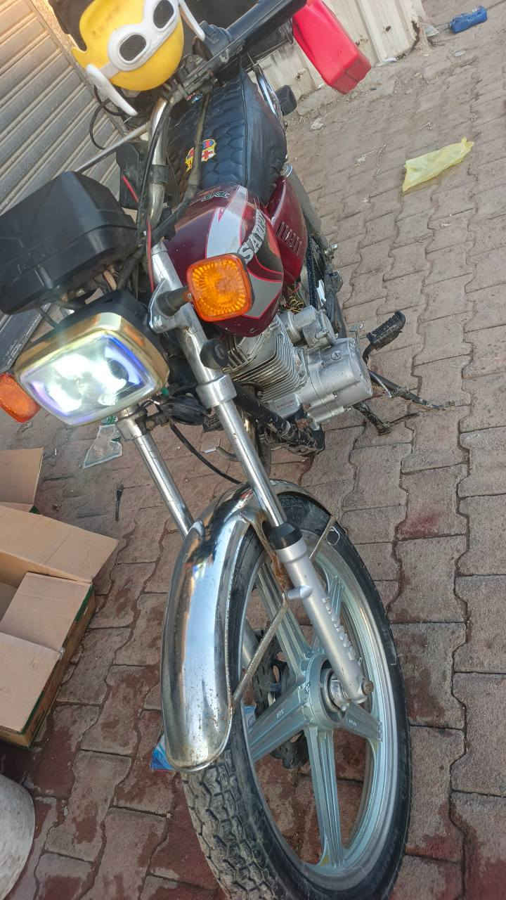 دراجة موديل ٢٠٢٠ مال عيشه لتكلي شبيها المقطع كدامك واني حاليا جاي اشتغل بيها خير من الله دراجة مكاني الحسينية مال راشدية  ***********  او راسلني خاص بغداد, العراق
