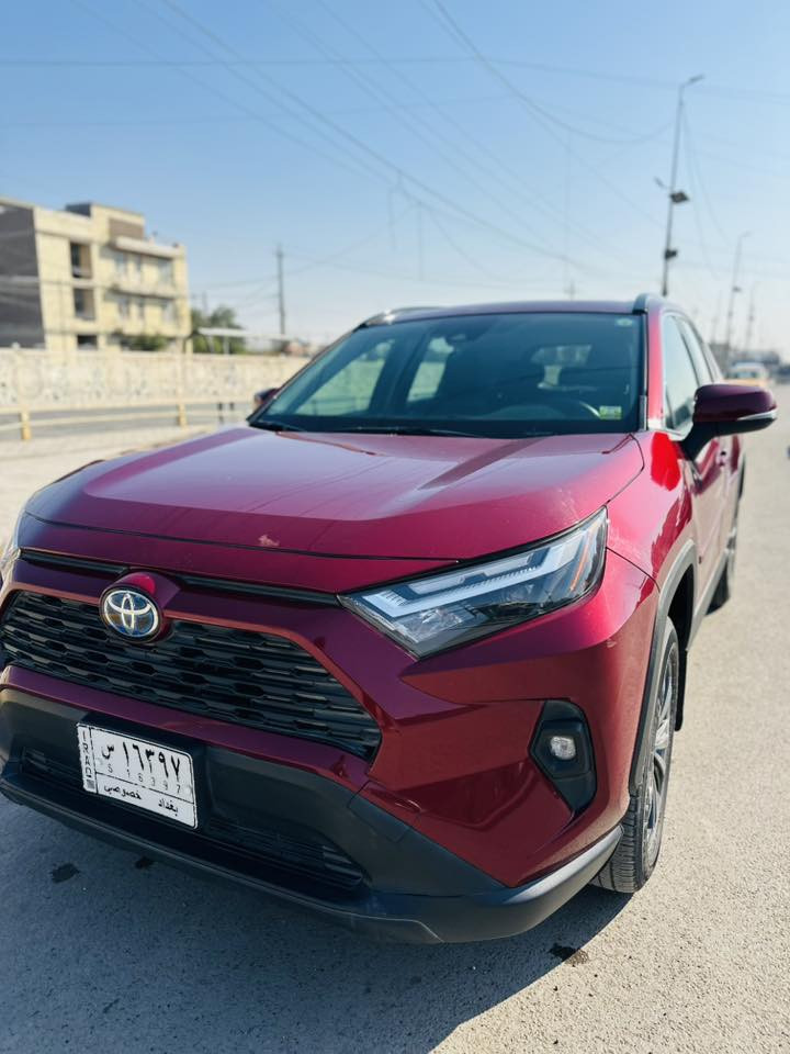 تويوتا راف فور هايبرد xle بريميوم 2022
وارد امريكي حادث موضح بالصور

غير الحادث برغي بالسيارة ما مفتوح

ماشية ٣٢٠٠٠ كيلومتر

موصفات

فتحة 

كشنات جلد 

خزن ميموري

تدفئة كشنات

جنطة كهرباء

رادار خروج عن مسار

مثبت سرعة  

وبعد هواي موصفات

مكان السيارة بغداد

سعرها 250 بيها مجال

***********
