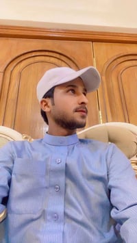 اخواتي واخواني تحياتي لجميع اني عندي ستوته اشتغل بيها على باب الله كلش...