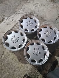 ويل كب • ستادات • موصل أيمن