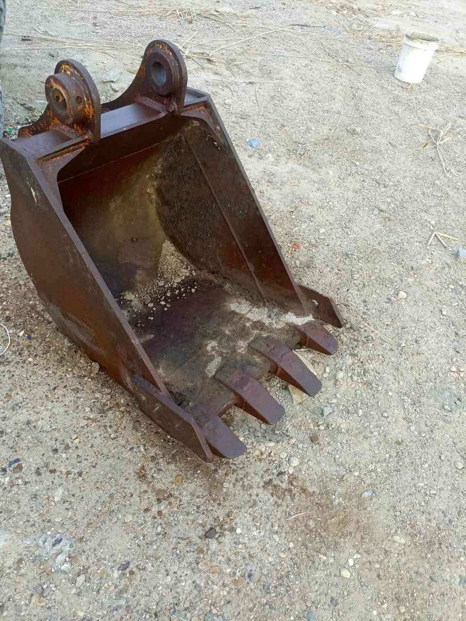 كيله عرض 70 بيامه 60 كيله بلاديه نضيفه جدآ مابيه قطره لحيم مكاني رمادي للبيع سعر 900  الف او مراوس بكيله  50 استفسار ***********
