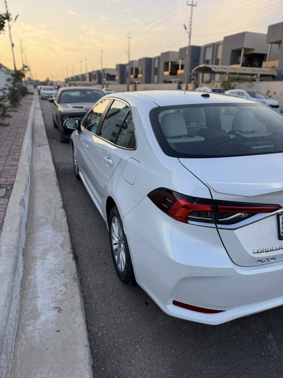 كورلا 2024 ساس بعدهه بالضمان وبيهه تبديلتين دهن مجاني بالشركة
فول مواصفات 
بصمة
فتحة
مكينه 1800
حساسات امامي خلفي
شاشة 
وكامرا
ماشية 35 الف كيلو 
رقم اربيل باسمي 
شرط التحويل
رايدهه ب192 وبيهه مجال حك الجيه
مكاني بغداد
بعد العامرية مجمع نجمة بغداد
***********
