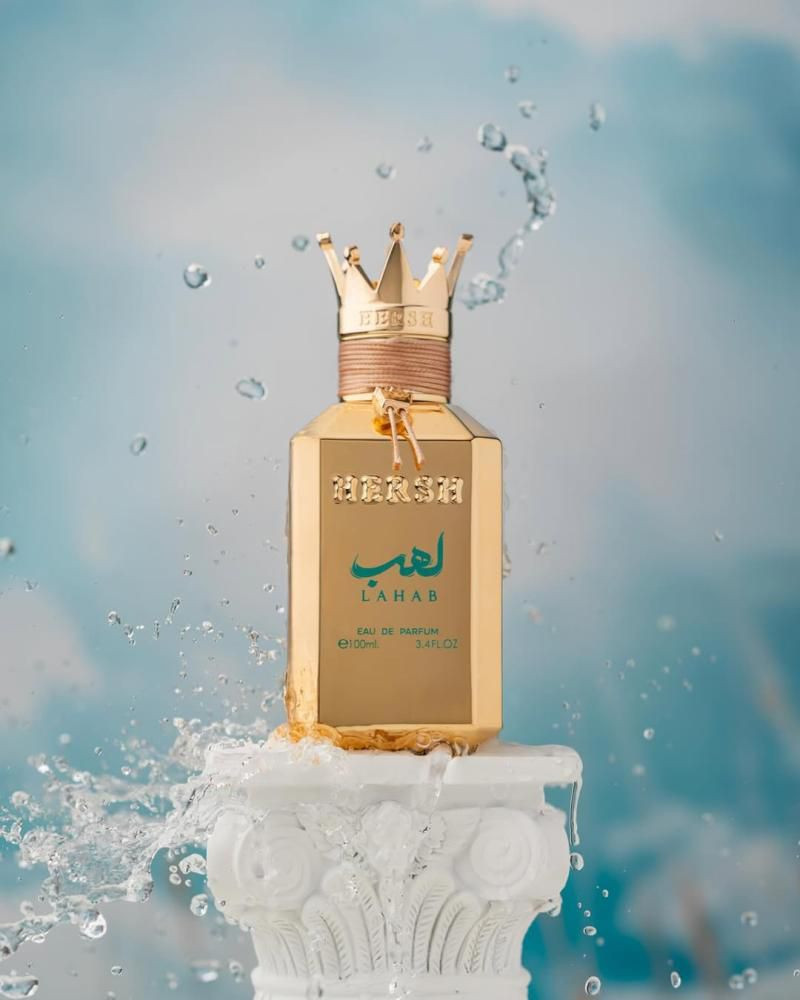 عطر "هيرش لهب" (Hersh Lahab) هو عطر للجنسين من إنتاج شركة "العز للعود" (Alezz Oud) السعودية، ويشتهر بفوحانه وثباته القوي. يوصف بأنه عطر "جوكر" مناسب لجميع الفصول. 

السعر 75 ألف والتوصيل مجانا 

واتساب ***********
