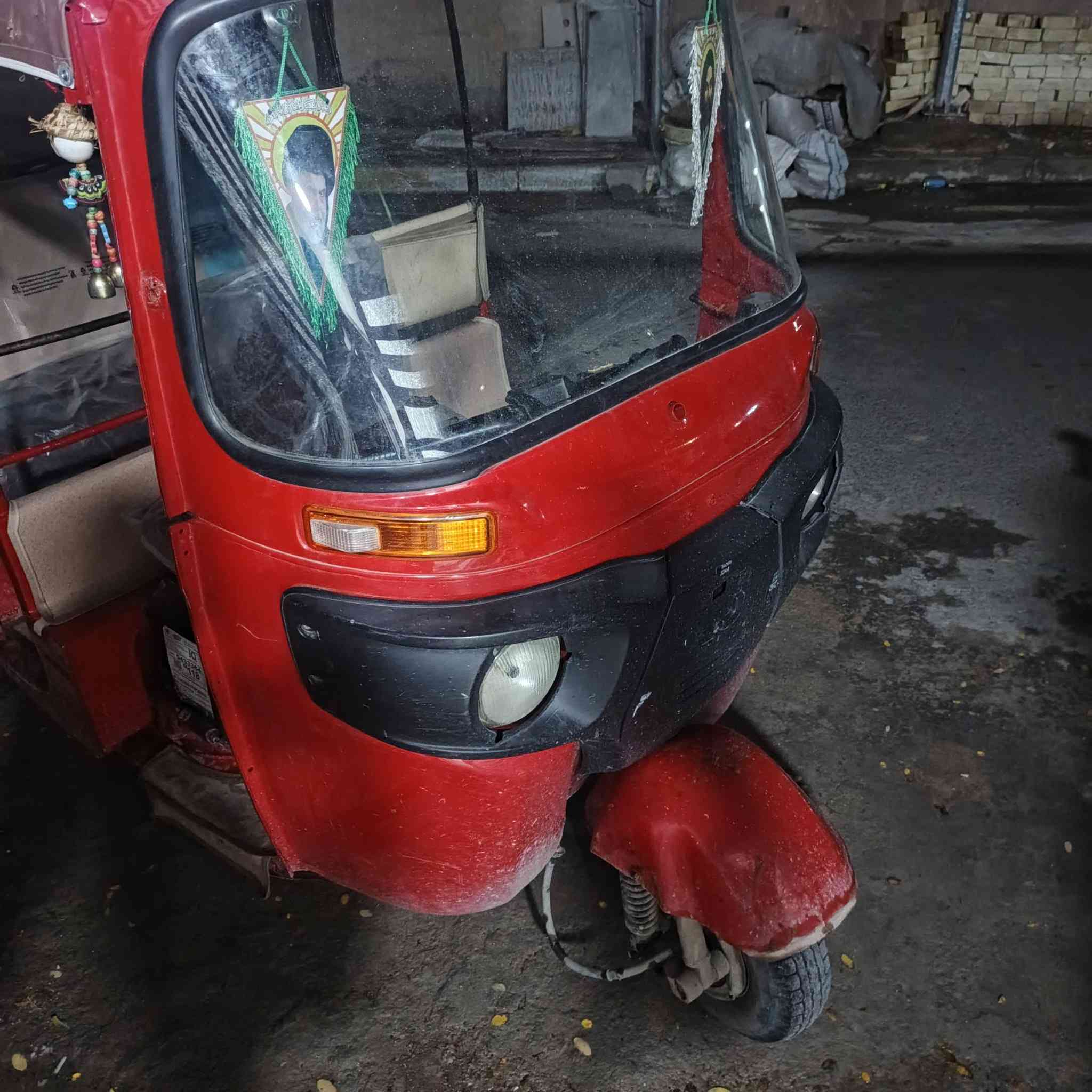 سلام عليكم تكتك البيع مديل ٢٠٢٠ تكتك عوزه ترتيب  كربايت شغاله مكينه بيح حلو السعر ٤٧٠ بيه مجال ***********
