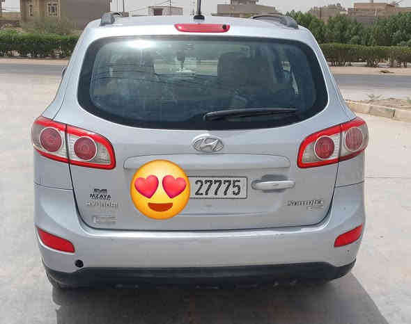 سلام عليكم
سنتافي مديل 2010 
رقم مميز بغداد 27775 بسمي 
تبريد قطعتين نقص غاز 
5راكب 
تحكم ستيرن 
اشاير بل مري 
دشبول شاشه كبيره 
 كير محرك نضيف حجم 2400 دوش المرغوب 
تخم تاير جديد
حداديه امامي خلفي جديد  
بيها قطعة وحده مصبوغة البنيد ودعامية الكدام 
شخوط  بل باب  مال سويج مع رصعات 
السعر 120$وبيها مجال قليل 
***********
***********
