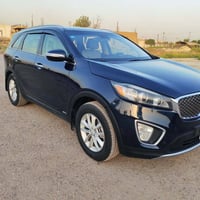 للبيع كيا سورنتو  موديل  ٢٠١٦ وارد أمريكي  ٤  سلندر  ٧  راكب بيها صبغ ...