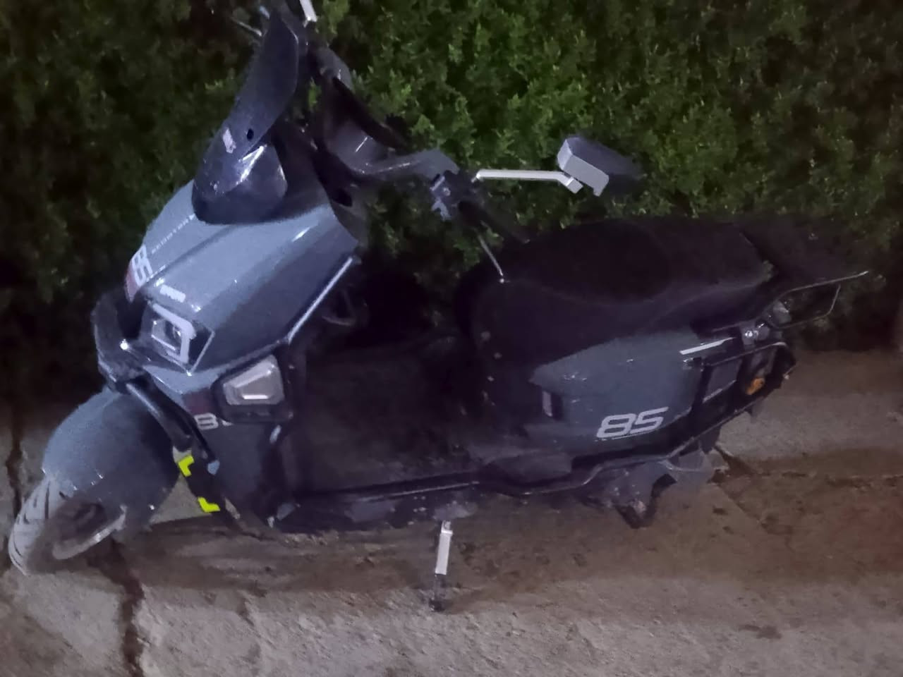 السلام عليكم من رخصة الادمن دراجة صاعقه شوف عينك نضافته كهربائياته كله شغاله بس العداد فجأة كام ما يعد عندي وبيه كسر بسيط بل كفر الأمامي سعر الدراجة 850 وبيه مجال قليل مكان الدراجة الكريعات


**إذا كنت صاحب هذا الإعلان وتريد حذفه لأي سبب، رجاءا أرسل رسالة إلى الدعم الفني**