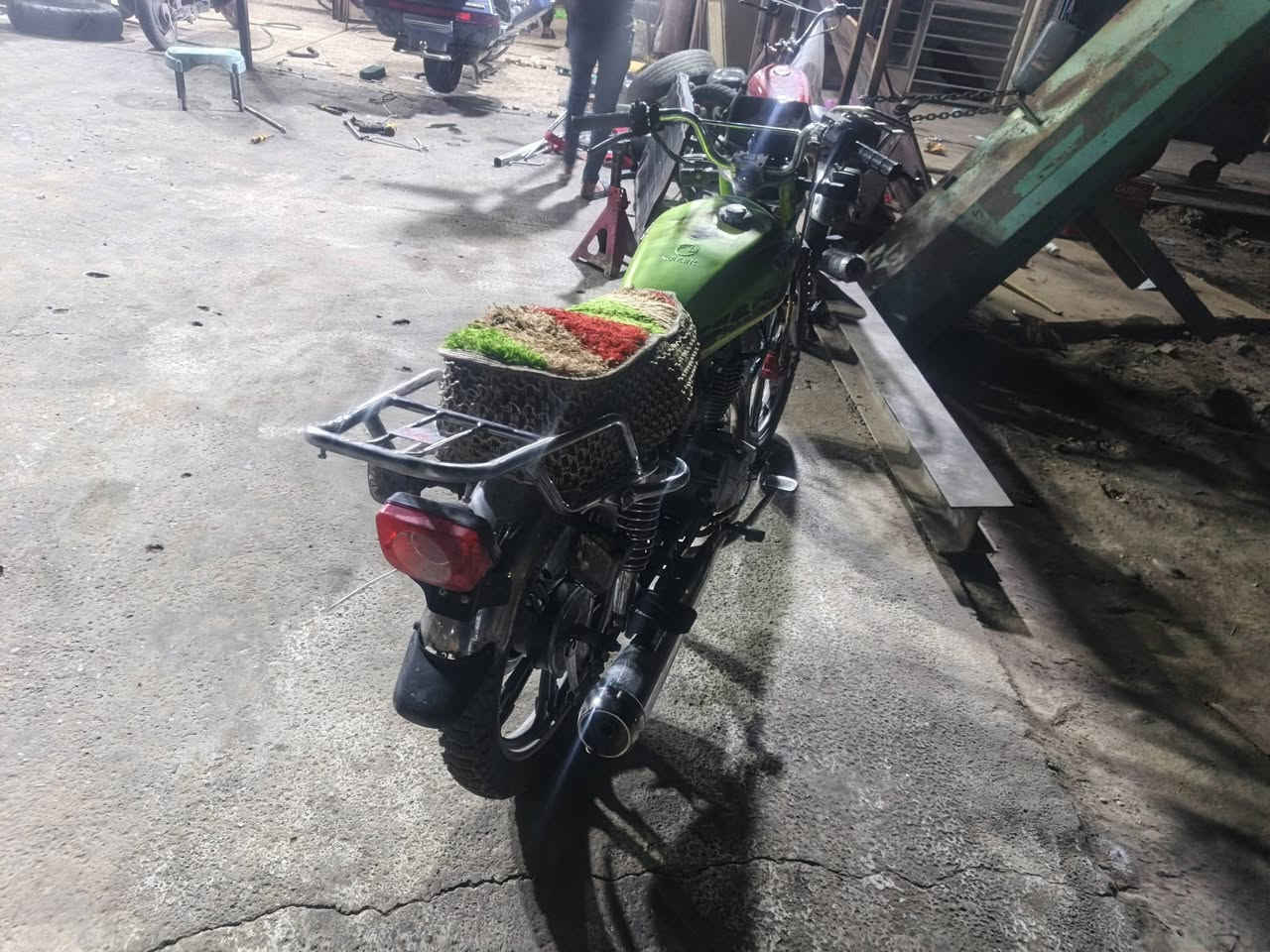 سلام عليكم دراجه ايراني ٢٣نضيفه كلش وشغال كلشي بيه سعر ٣٠٠ ***********بغداد الشعب
