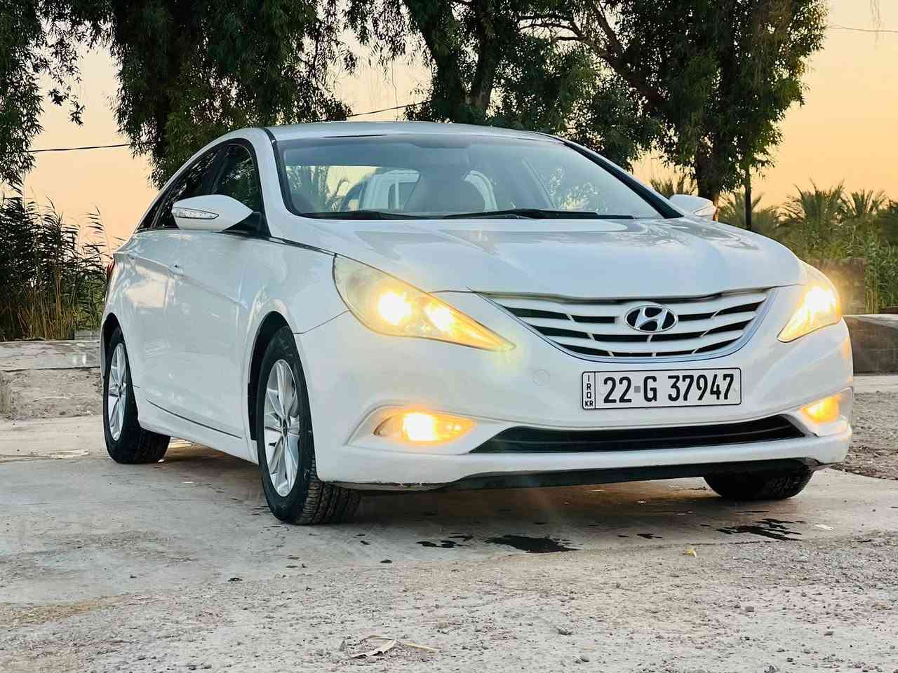 السلام عليكم 
سوناتا للبيع موديل 2012 
خليجي محرك 2400 دوش 
السياره مكفولة من الصبغ والتبديل 
فقط مكانين بارد بسيط 
السياره جاهزه من كير مكينه حداديه تبريد كهربائيات تخم تاير بلباكيت سبير الشركه مانازل سياره جديده ماذب عليها الف شرط 
السياره رقم اربيل الدولي باسمي شخصيا 
تحويل وكاله شرط سنويه وهزه وفحص كله جديد 
مواصفات الشركه العامه داخل لونين شفتات تحكم انظمه قيادة تبريد قطعتين مري شفط اشاير بلمري مواصفاتها معروفه 

مكان السياره بابل الحمزه الغربي 
السعر 127وبيها مجال 

رقم الهاتف ***********

*********** حلة, بابل
