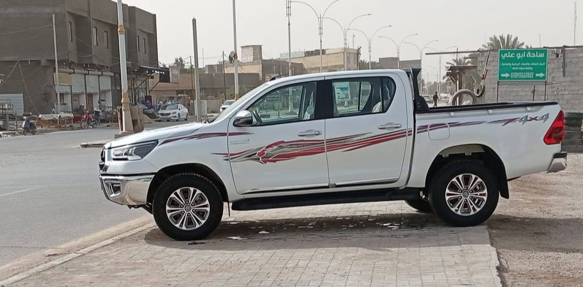 اسلام عليكم تويوتا 2024 مكفولة كفاله عامه رقم مثنى انكليزي ماشيه 62 الف  مكلف بلنشر رقم راعيها *********** المكان السماوة المركز
