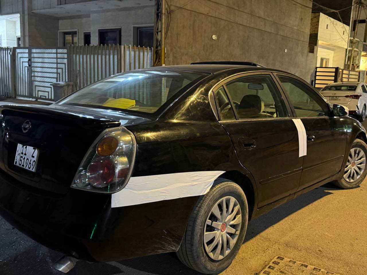 سلام عليكم
نيسان التما 
رقم دولي بغداد سنوية لل 2030 هزة جديدة 
تريد تحويل تريد وكالة 
سيارة مكفولة غرامات وعشائر 
محرك 4 بستم جديد يعني اتقصادية بل بانزين 
باتري جديد
 كمبريسر مال تبريد جديد
مغلفة بطاين و دوشمه جديدة
صدر امامي خلفي خير من الله 
تايرات خير من الله
مواصفات سيارة 
فتحه بسقف شغالة 
تحكم مري جانبية 
كشن سايق كهرباء 
سنتر لوك تقفل وتفتح بريمونت 
شاشة اندرويد 
تخم سماعات مدمج مع مضخم 
جامات اربعتهم كهرباء 
الستيرن بل معدل يصير ثگيل ومن تمشي على كيف يخف
سيارة مصبوغه حزام 
تبريد شغال بس عايزة غاز 
السعر 58$ وبيها مجال بسيط 
مكان سيارة صلاح دين تكريت 
عاد هاي ابو النيس ليزنجر ولا يخيس 
ملاحظة بسيطة البزون الي عدشبول مو من ضمن سيارة
سيارة بل واقع بعد احلى بهواي 
اللاتصال ***********
