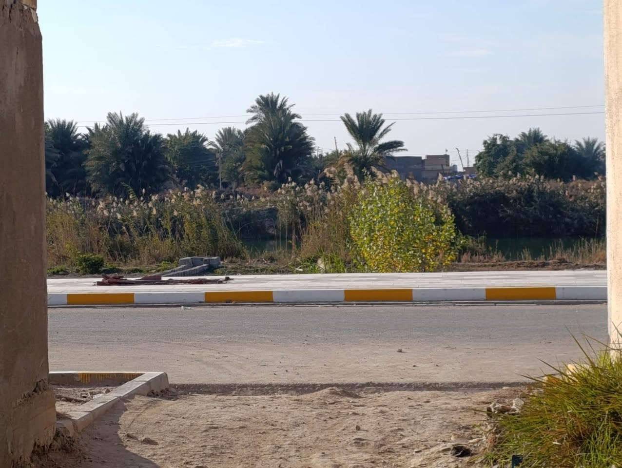 بيت للبيع في المعش عالشط  مساحة 200 م 
للأستفسار الأتصال ***********
