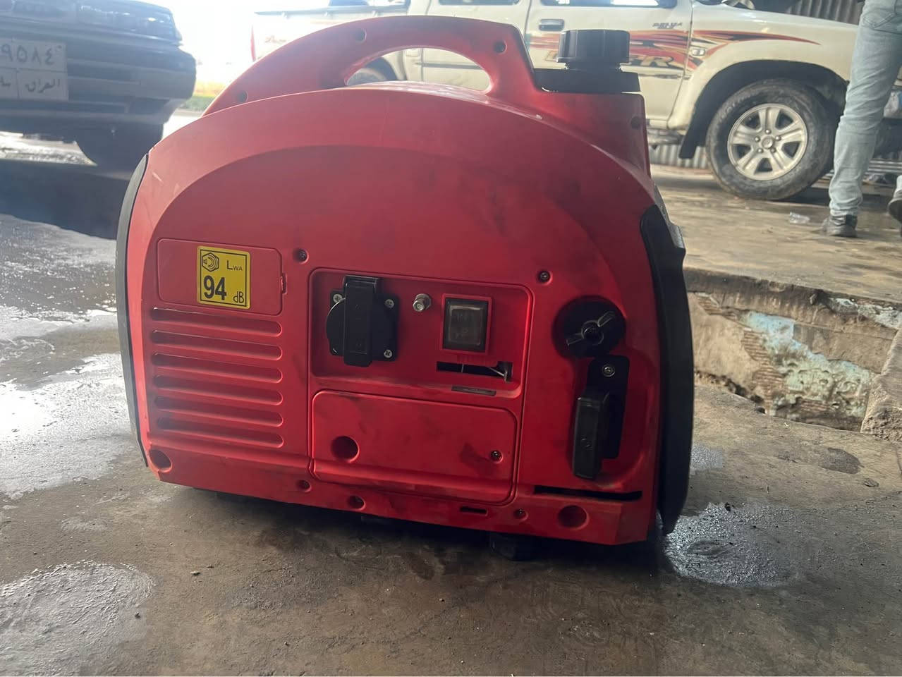 موليده ي ٧ ئه مپير به نزين ئه لماني  كاتم سه وت ١٧ كيلو گرام  موليده كه ده سكاري هيچ شوينيكي نه كراوه وآته نه كراوه ته وه 
*********** دخان, السليمانية
