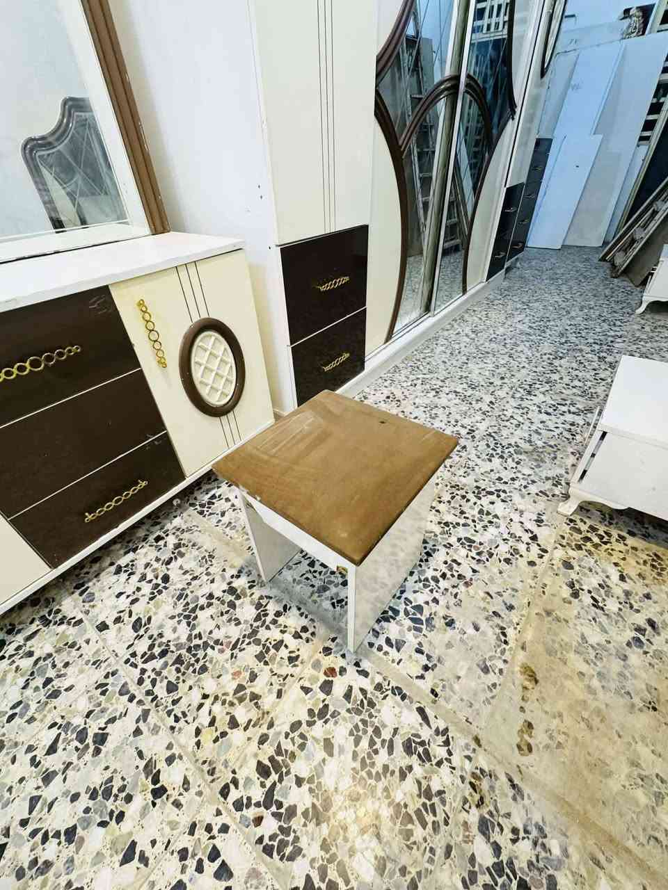 غرف تركي نظافه فول كلمن وسعرهه انسب الاسعار يمنه شراي سوي سكرين وت خاص بيع مستعجل نجف


**إذا كنت صاحب هذا الإعلان وتريد حذفه لأي سبب، رجاءا أرسل رسالة إلى الدعم الفني**