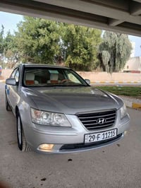 سوناتا ٢٠١٠ • خط واحد • خبط امامي خفيف