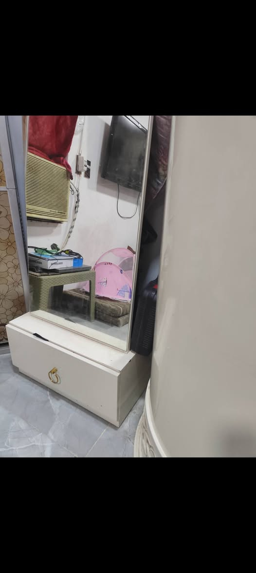 سلام عليكم للبيع غرفه نوم نضيفه مشتريها مليونين و١٠٠ واريد ابيعها مستعجيل ب750وبيها مجال العنوان النجف, 8قطع نضيفه مابيها شي


**إذا كنت صاحب هذا الإعلان وتريد حذفه لأي سبب، رجاءا أرسل رسالة إلى الدعم الفني**